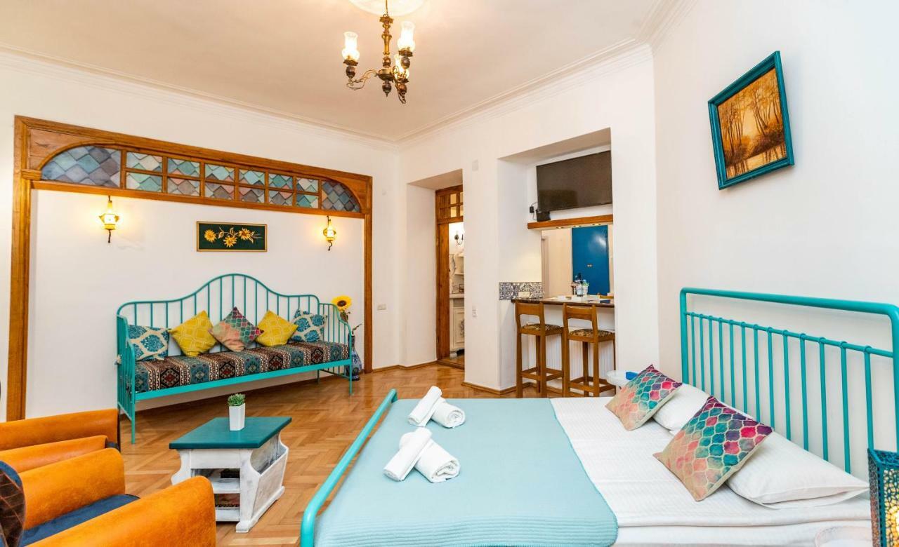 ★ Blue Door Rhapsody ★ - Special Stay In Old Town! Tbilisi Exterior photo